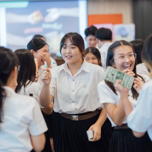 จัดสัมมนา KMITL Creative 2025